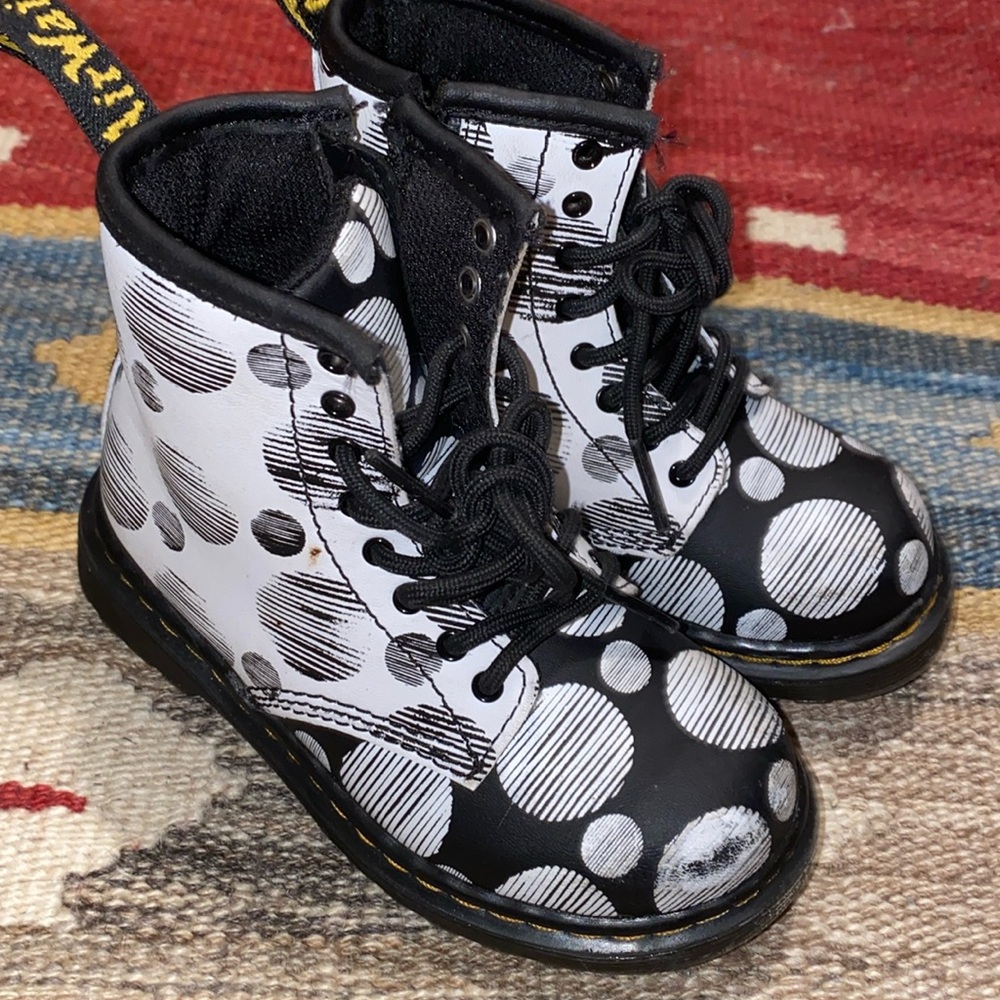 DR MARTENS Toddler 1460 Polka Dot Leather Lace Up Boots US 8 UK7 EU24